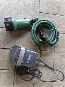 Bosch akumulátorová zahradná pumpa-čerpadlo