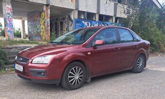 2005 Ford Focus Ghia sedan, 1.6 lpg