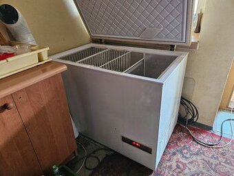 Truhlicová mraznička Gorenje