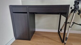 IKEA stolík