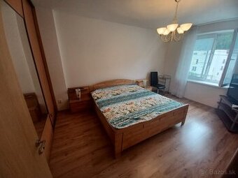 1 izbový byt Trenč.Teplice - Hurbanova, 42 m2