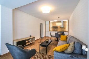 NA PREDAJ 2IZ. APARTMÁN V PIEŠŤANOCH S BAZÉNOM