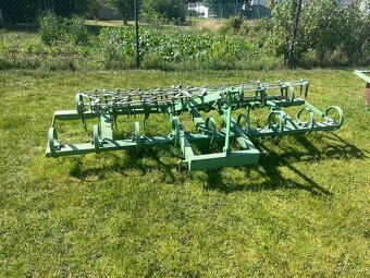 Polnohospodarske stroje