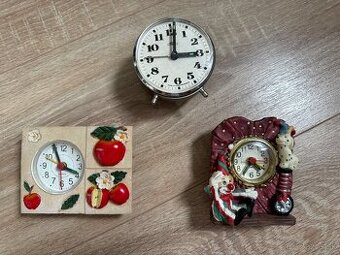 Predám rôzne staré hodinky.