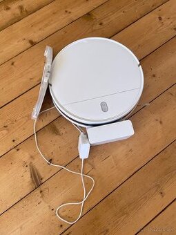 Xiaomi Mi Robot Vacuum Mop Essential