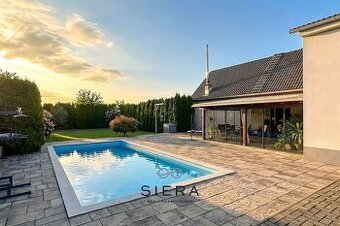 Hlohovec, 6 izbový rodinný dom, veľký pozemok, bazén