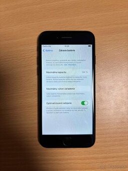 Apple iPhone 7 - 128GB - 84% kapacita batérie