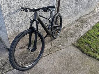 Celoodpružený, karbónový bicykel, Scott Spark 940, M