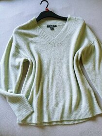 Zelený sveter - 1