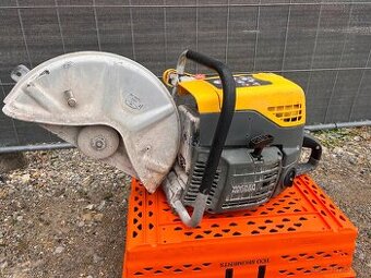 Benzínová rozbrusovačka Wacker Neuson BTS635s Nefunkčná