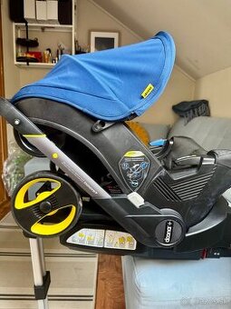 Autosedačka Doona Plus + isofix základňa Royal Blue