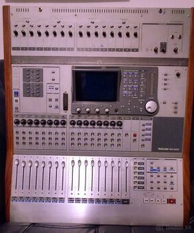 Predám DIGITÁLNY MIX TASCAM DM-3200