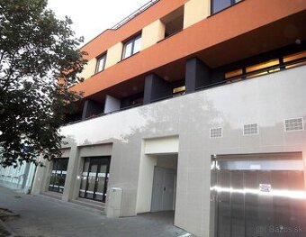 Prenajom 3-izbovy byt priamo v Senci