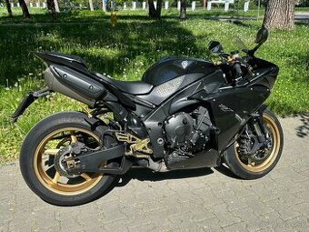 Predám Yamaha YZF R1 Big Bang