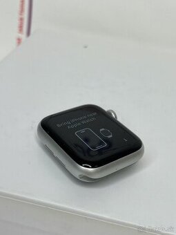 Apple Watch SE 2020 44mm Silver