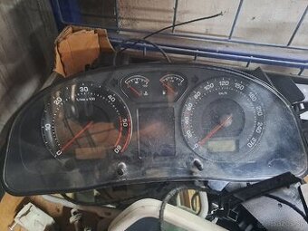 Maxidot Budíky Škoda Superb 1