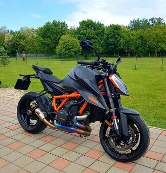 Predám KTM 1290 Super Duke R