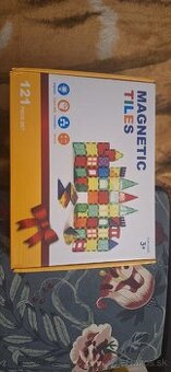 Magneticka stavebnica 121 kusov - Nova