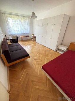Na predaj priestranny 2-izbový byt - Bánovce nad Bebravou