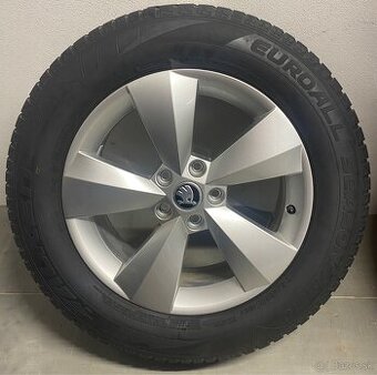 5x112 R17 6,5J ET38 Škoda + 215/65 R17 celoročné