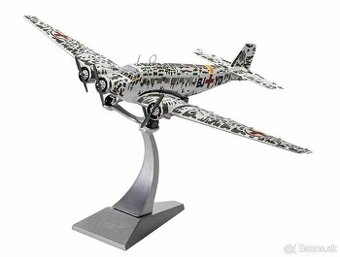 Kovový model lietadla 1:72