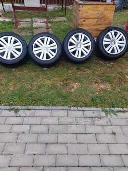 Predam kolesa na passat 205/55 R 16
