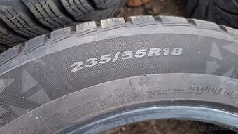 Zimné pneu 235/55 R18 (Nissan Qashqai) - 1