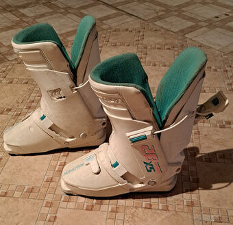 dámske lyžiarske topánky