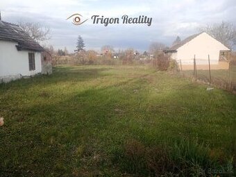 STAVEBNÝ POZEMOK  NA PREDAJ