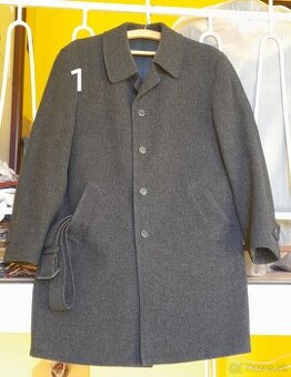 Pánske kabáty a obleky