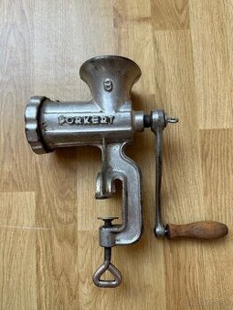 Mlynček na mäso Porkert číslo 8