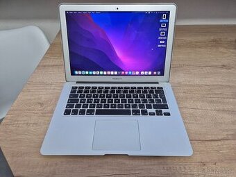 MacBook Air (13-inch, 2017) /Intel Core i5/8GB RAM/128GB SSD