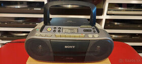 Predám rádiomagnetofón s CD Sony CFD-S01