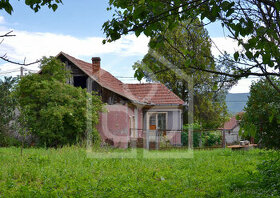 Maďarsko - rodinný dom v obci Nyíri