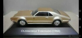 Model 1:43 Oldsmobile Toronado