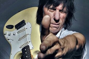 Gitarista hľadá kapelu na koncertovanie