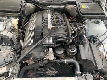 Predám motor 2.8i M52B28