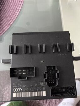 Konfortná riadiaca jednotka 8E0907279H audi