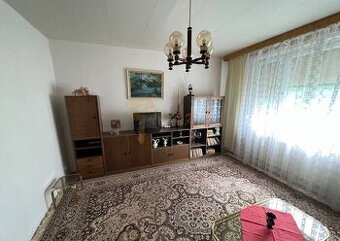3-izb. byt, Iľjušinova, Petržalka, 2.p./12