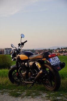 Royal Enfield Interceptor 650