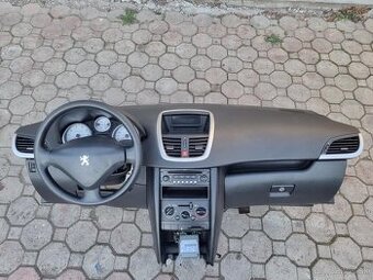 Palubovka Peugeot 207 kompletná