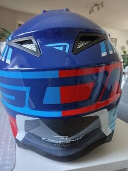Prilba Casque