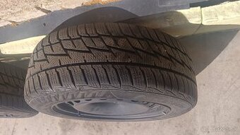 PREDÁM PNEU. 205/55/R16 CELOROČNÉ DEZÉN. 7.8MM