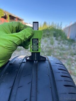Dobrý deň, predám pneumatiky Značka: KUMHO Rozmer: 215/45 R1