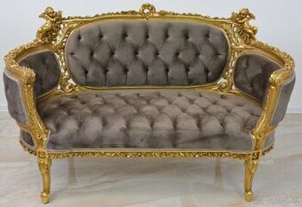 Zámecké řezbované sofa s amorky - čalouněné