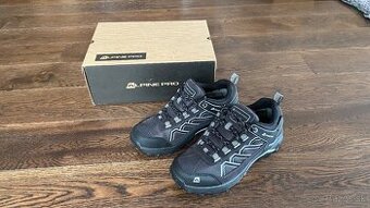 Sportove trekove tenisky Alpine Pro