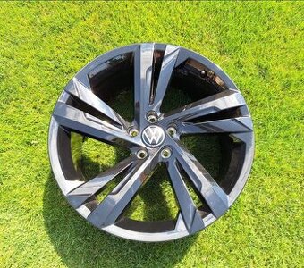 5x112R19 Volkswagen Valencia