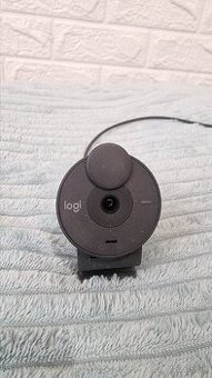 Logitech Brio 300 Full HD webkamera - ako nová