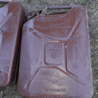 Vojenská bandaska z r. 1943