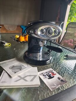 ILLY Espresso Machine X7